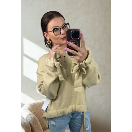 Sweter beżowy z wiązaniami
